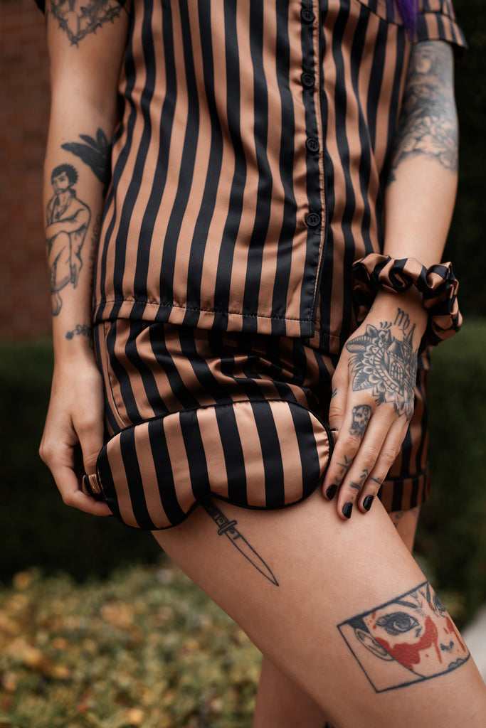Ghost Sleep Robe Glorious Mourning | 4-Piece Sleepwear Set | Lively Ghosts