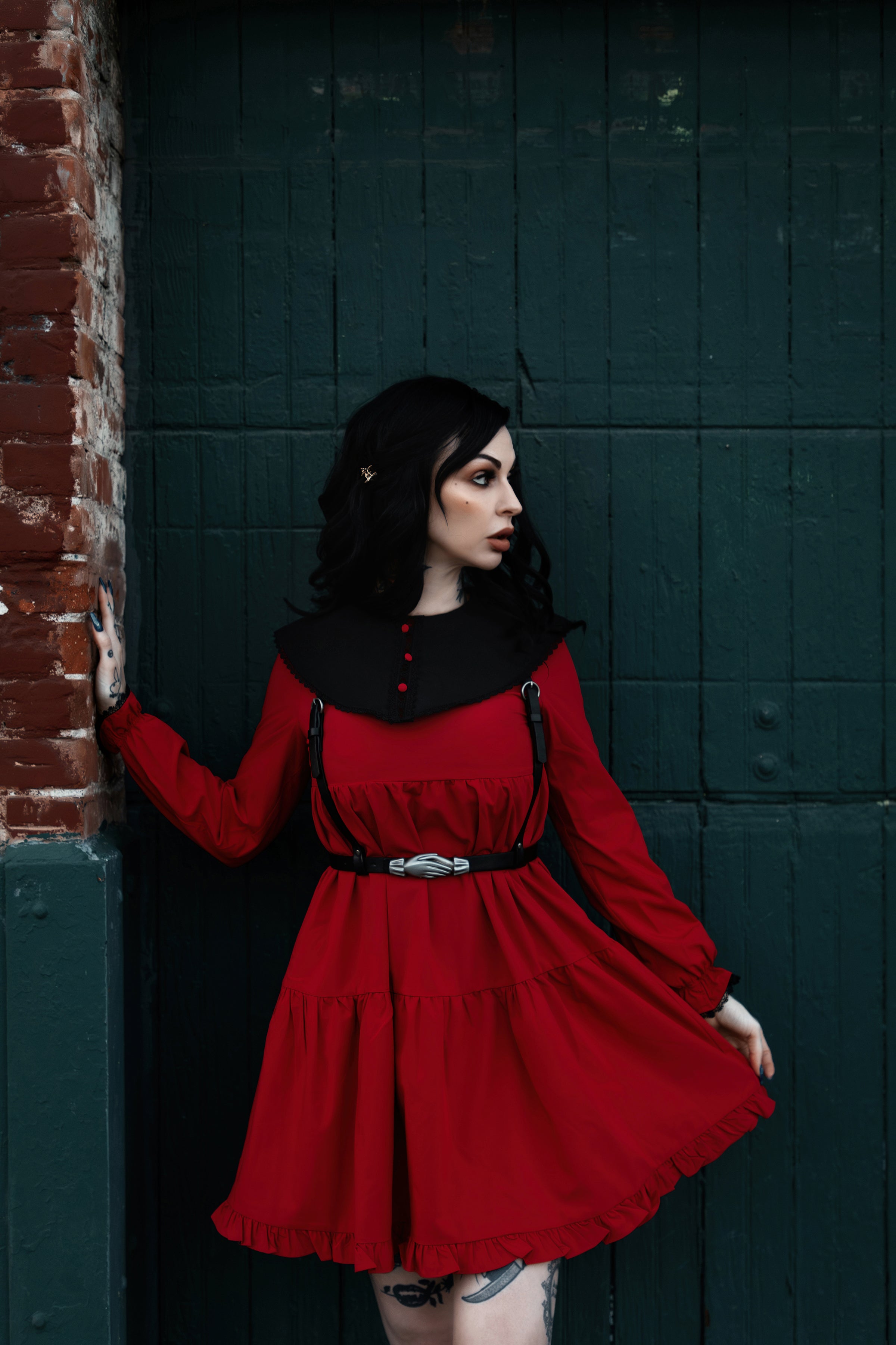 The 'Dearly Departed' Victorian Hand Harness | Lively Ghosts