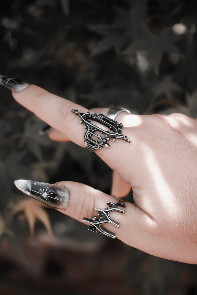 Grimlintel Ring | Lively Ghosts