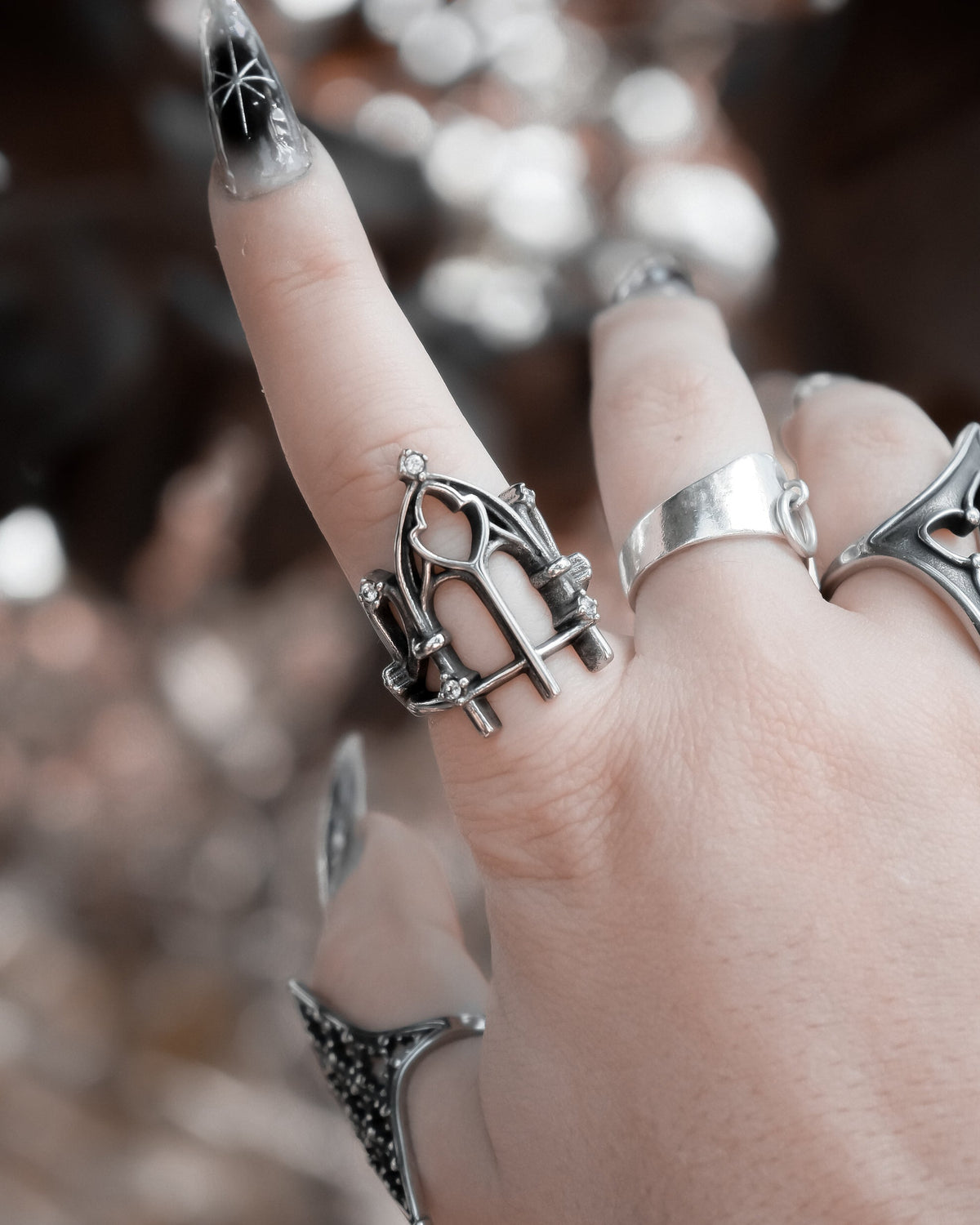 Veilring Vaulted Veil Ring | Lively Ghosts
